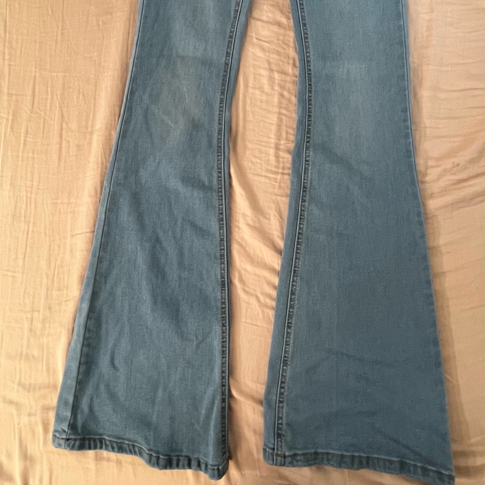 Flared jeans - Picture 3 of 3